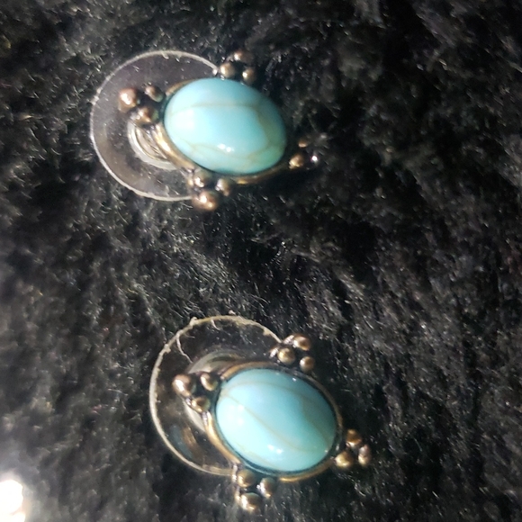 Vintage Earings - Picture 3 of 4